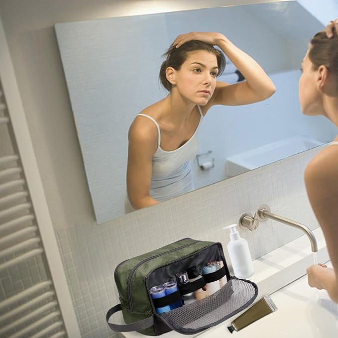 Toiletry Bag for Men Hanging Dopp Kit Water Resistant Shaving Bag Small Toiletry Bag for Traveling (Army Green)