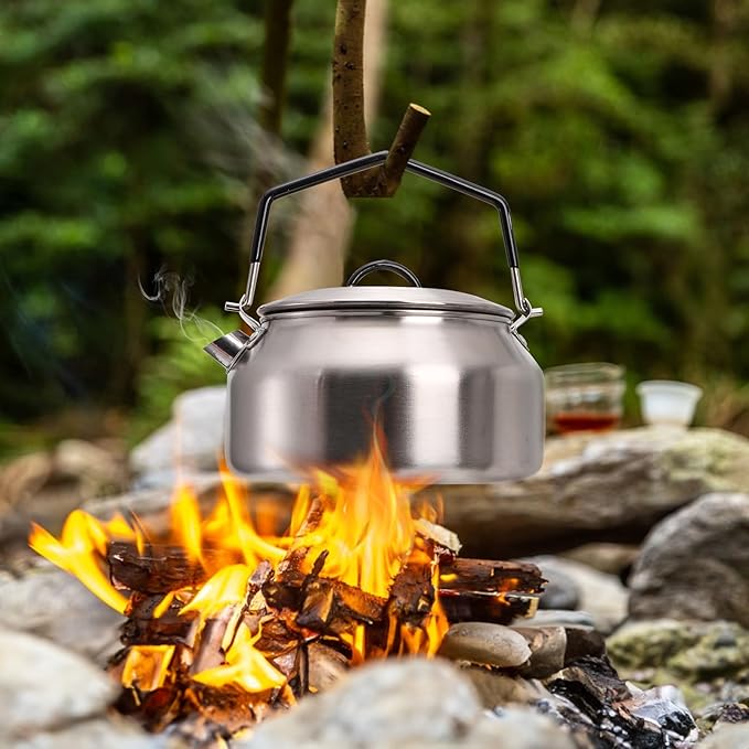 1L Camping Kettle, Portable Outdoor Campfire Kettle, 304 Stainless Steel Camp Tea Coffee Pot, Lightweight Fast Heating Open Fire Water Boiler for Hiking Backpacking Bushcraft Picnic Travel