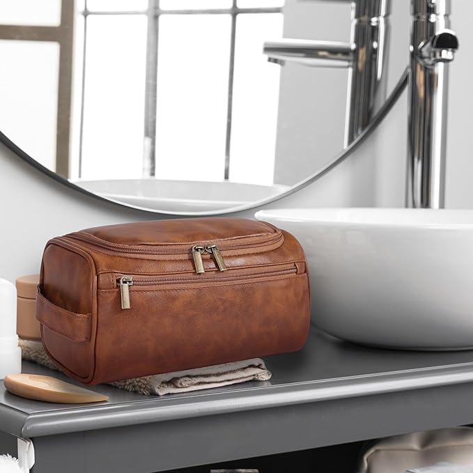 Toiletry Bag for Men, Hanging Travel Shaving Dopp Kit for Men and Women, Water-resistant Toiletries Organizer Bags, PU Leather Cosmetic Bags for Makeup Accessories (Light Brown)