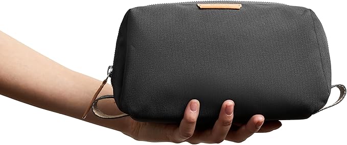 Bellroy Toiletry Kit (Unisex Toiletry Bag, Zipper Closure, Water-Resistant Lining, Toothbrush Sleeve with Magnetic Closure, Internal Mesh Pocket Organization) -Bronze